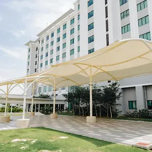 **** Hotel Raia & Convention Centre Malaysia